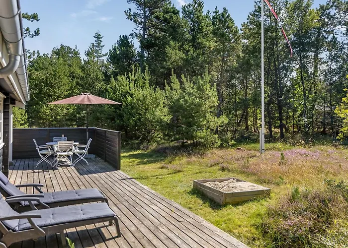Reinhardt - 800m From The Sea By Interhome *